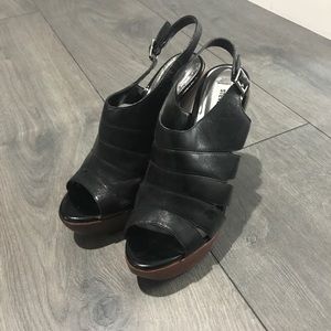 Black Steve Madden high heel platform sandals sz 8